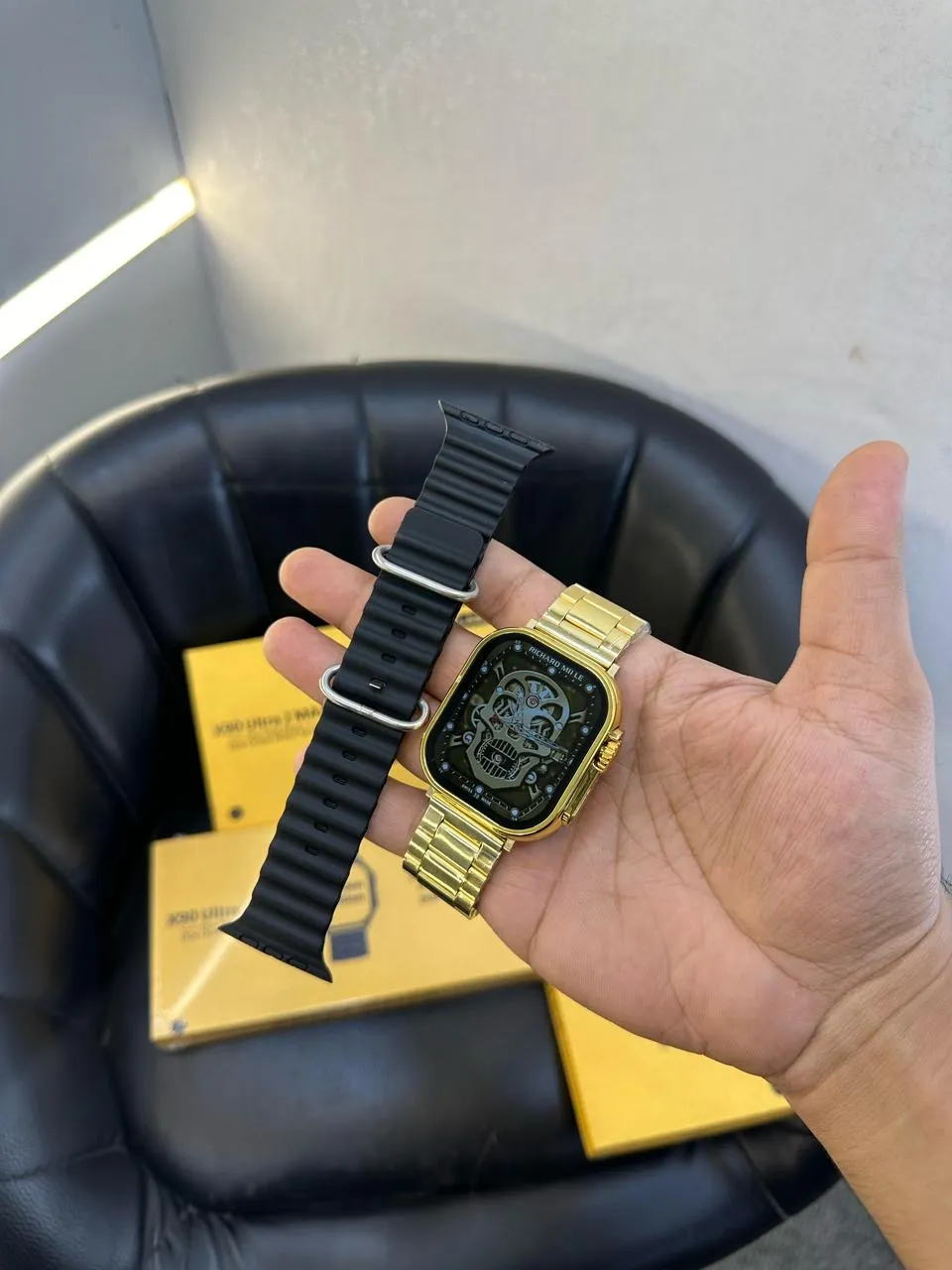 X90 ULTRA 2 MAX SMARTWATCH {2024 GOLD EDITION}